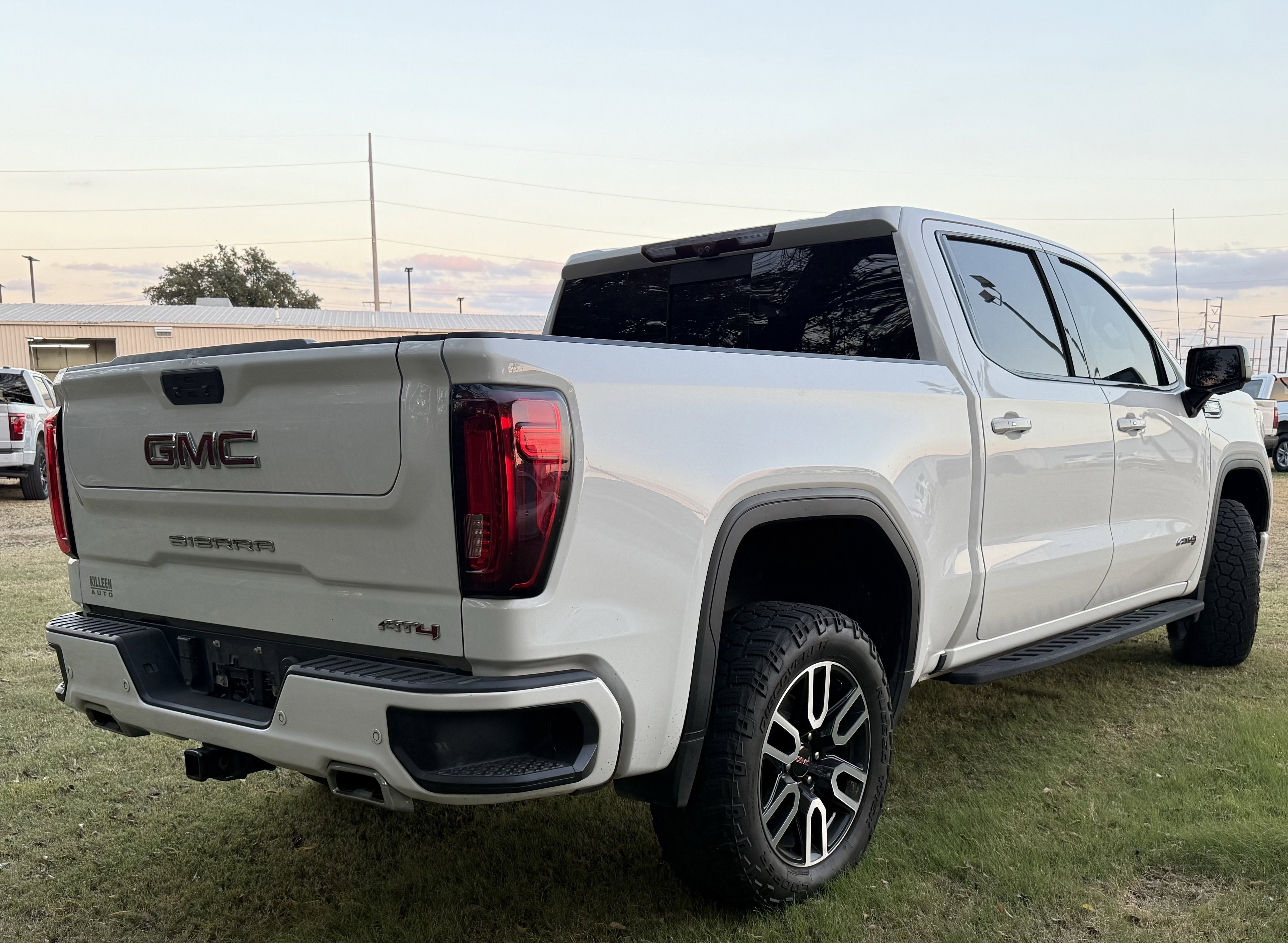 2021 Gmc Sierra 1500 AT4 photo 2