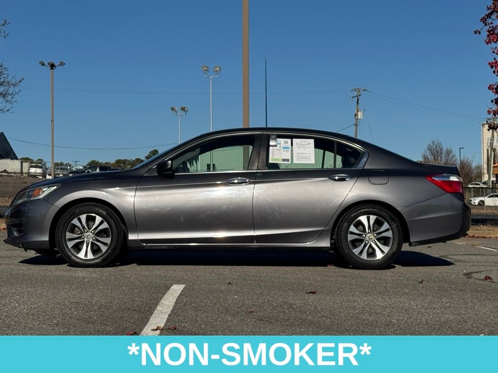 2013 Honda Accord LX photo 2