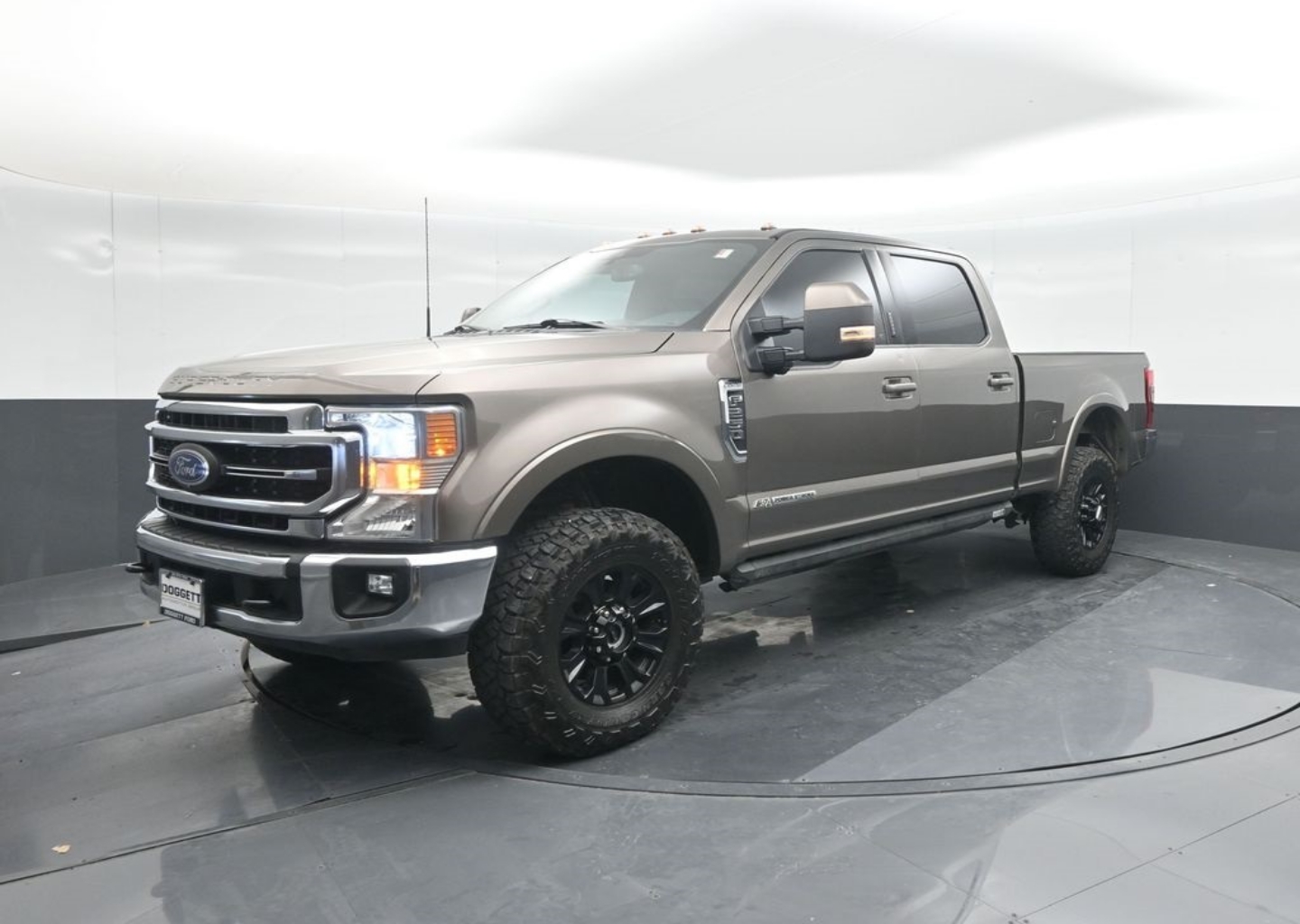 2022 Ford F-250 Super Duty Lariat's photo