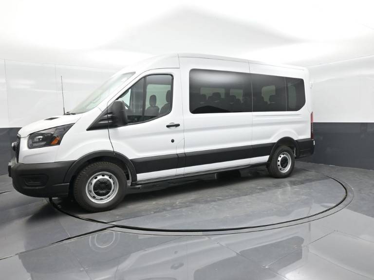 2025 Ford Transit Passenger Wagon XL