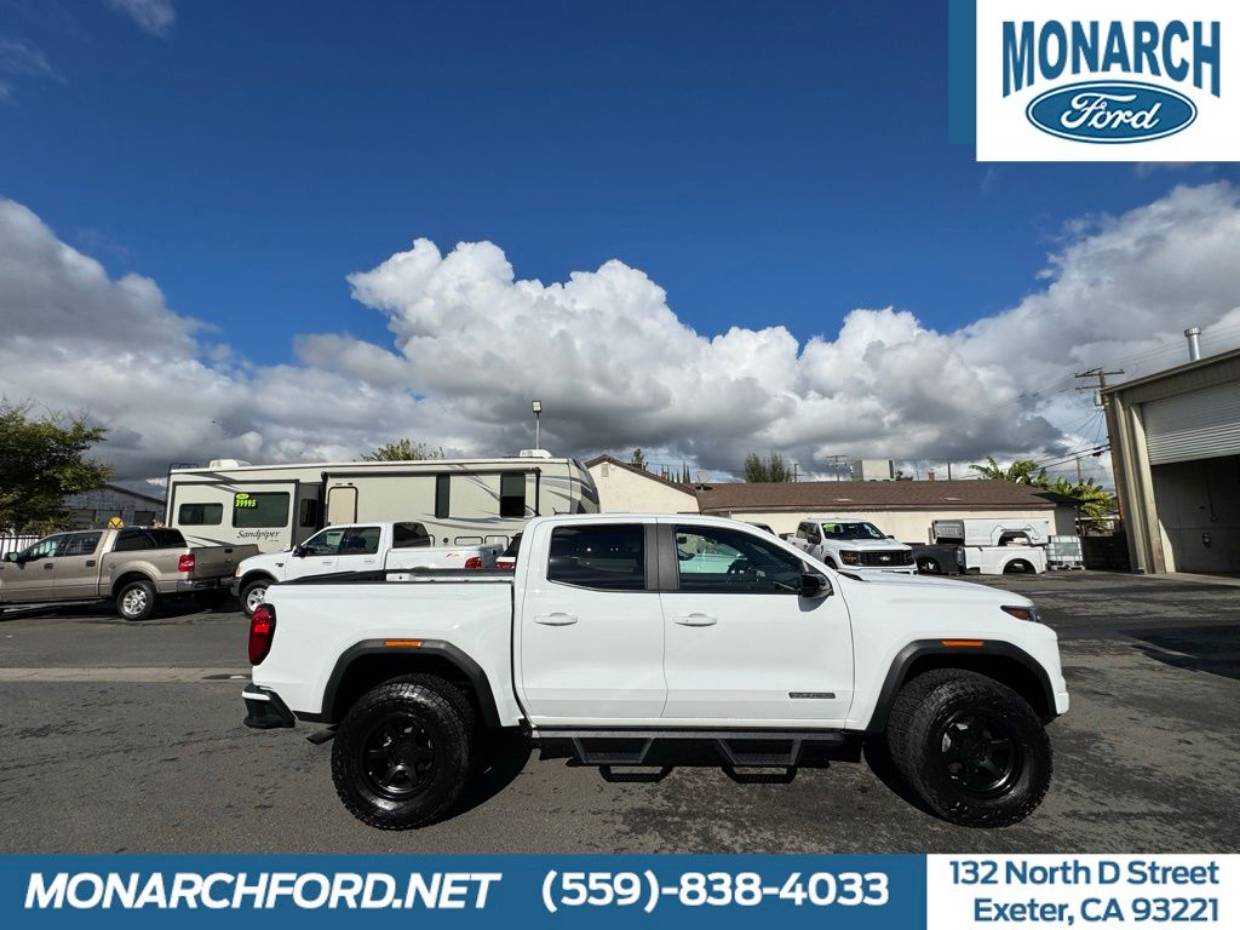 2025 GMC Canyon Elevation's photo