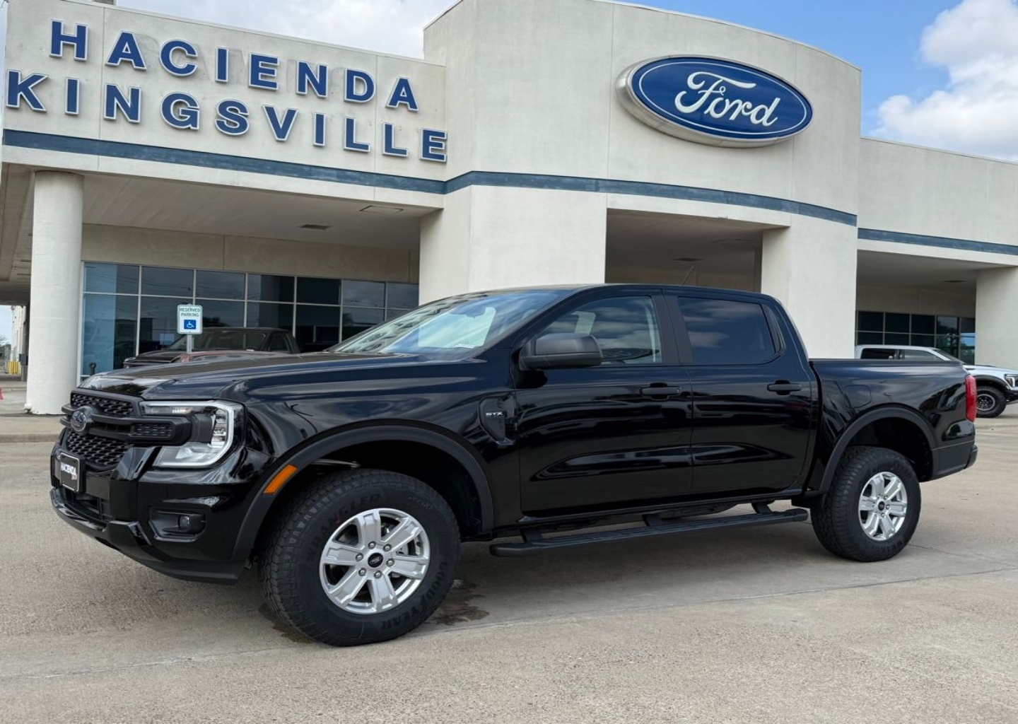 2025 Ford Ranger XL's photo