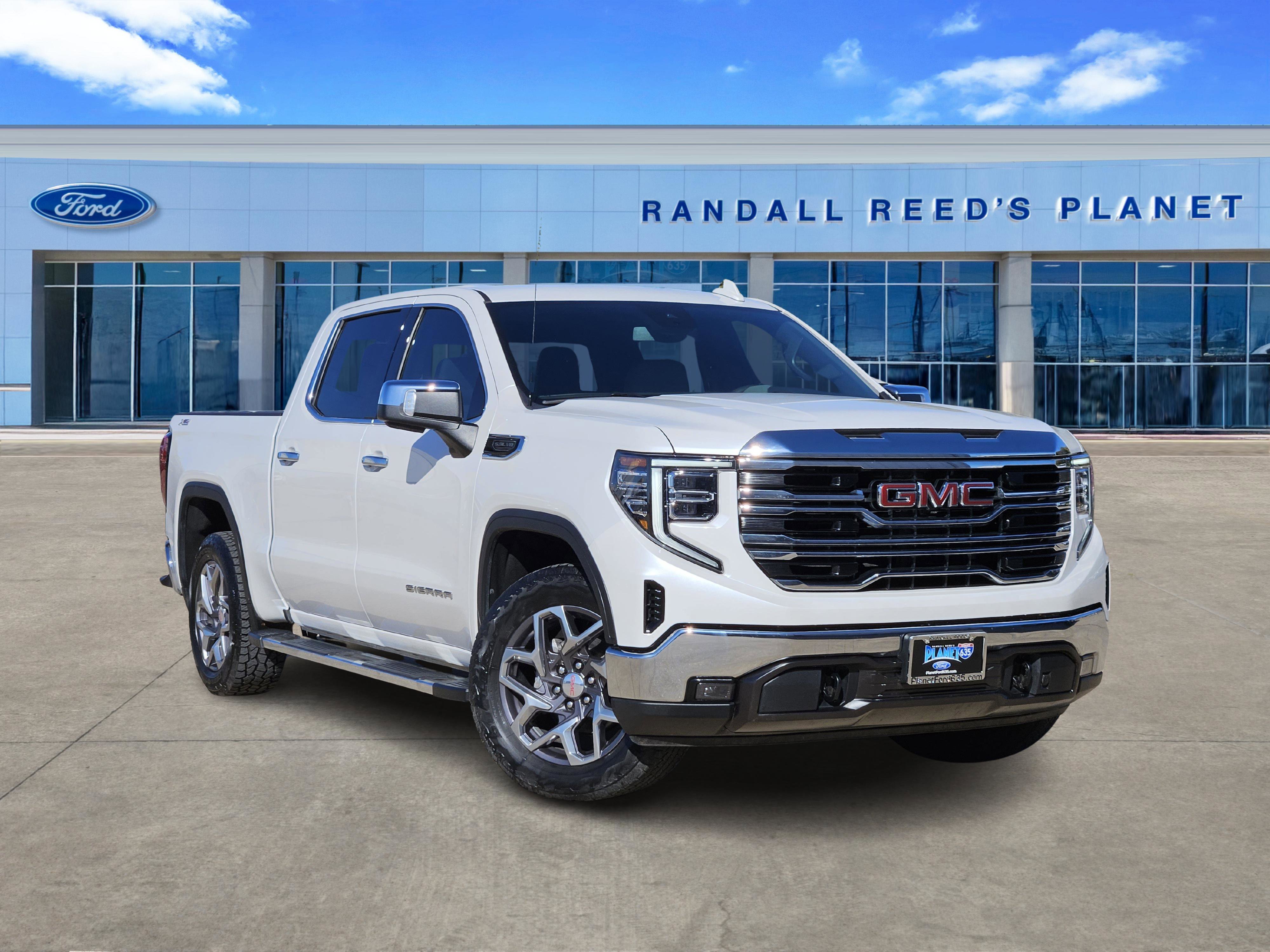 2022 GMC Sierra 1500 SLT's photo