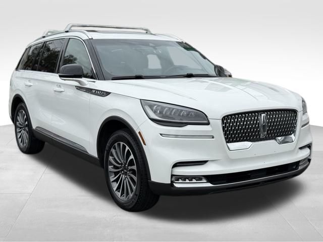 2021 Lincoln Aviator Reserve photo 3