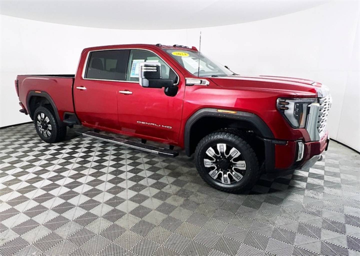 2024 GMC Sierra 2500HD Denali's photo