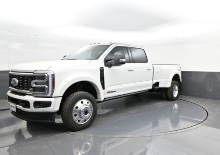 2026 Ford Super Duty F-450 DRW Platinum