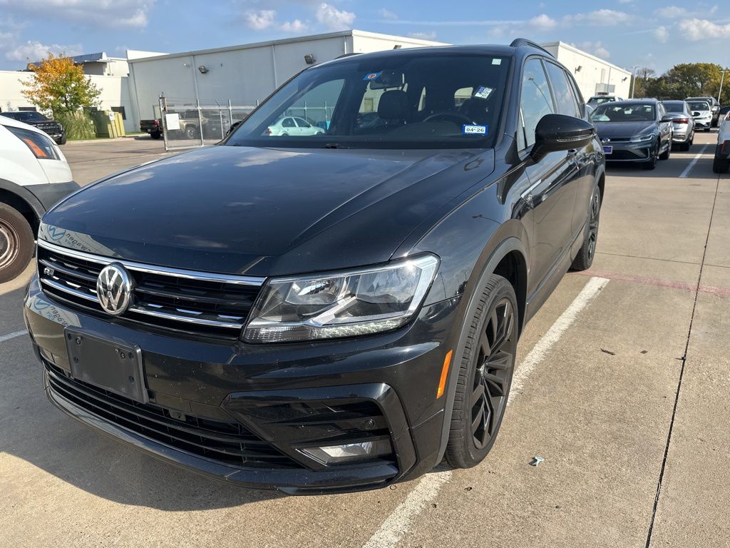 2020 Volkswagen Tiguan SE R-LINE BLACK