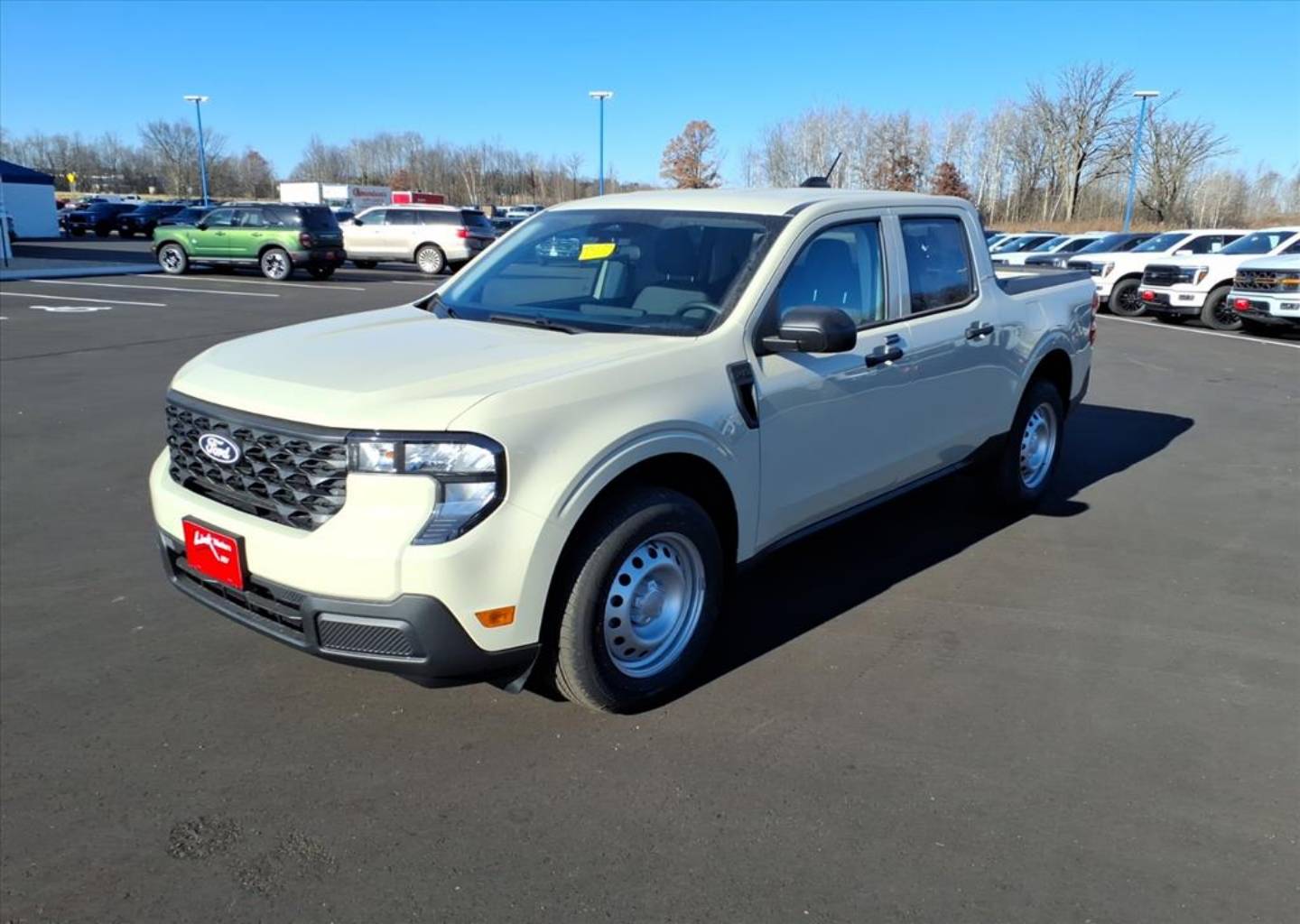 2025 Ford Maverick XL's photo