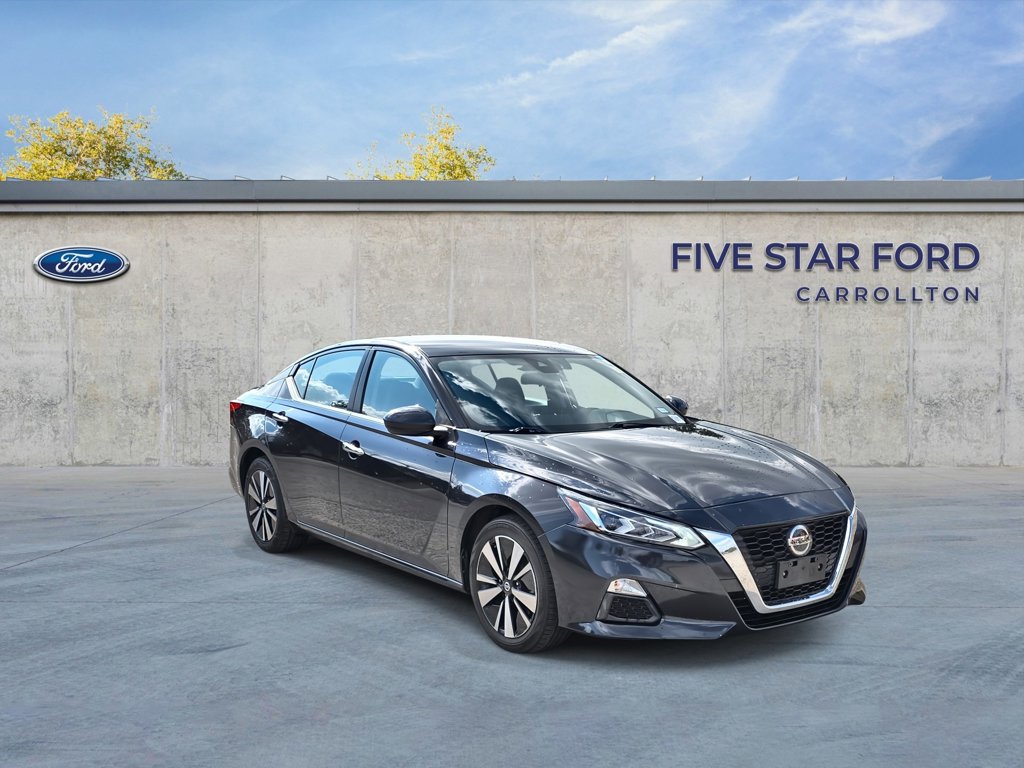 Used 2021 Nissan Altima 2.5 SV