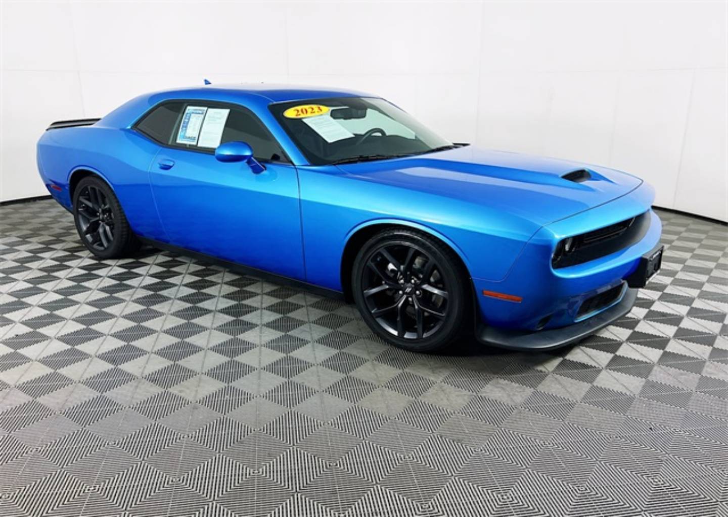 2023 Dodge Challenger GT's photo