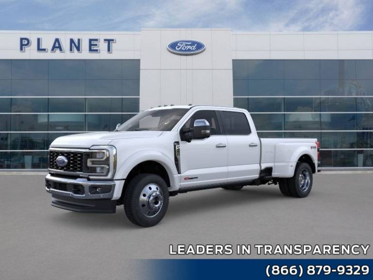 2026 Ford Super Duty F-450 DRW King Ranch 4WD Crew Cab 8' Box