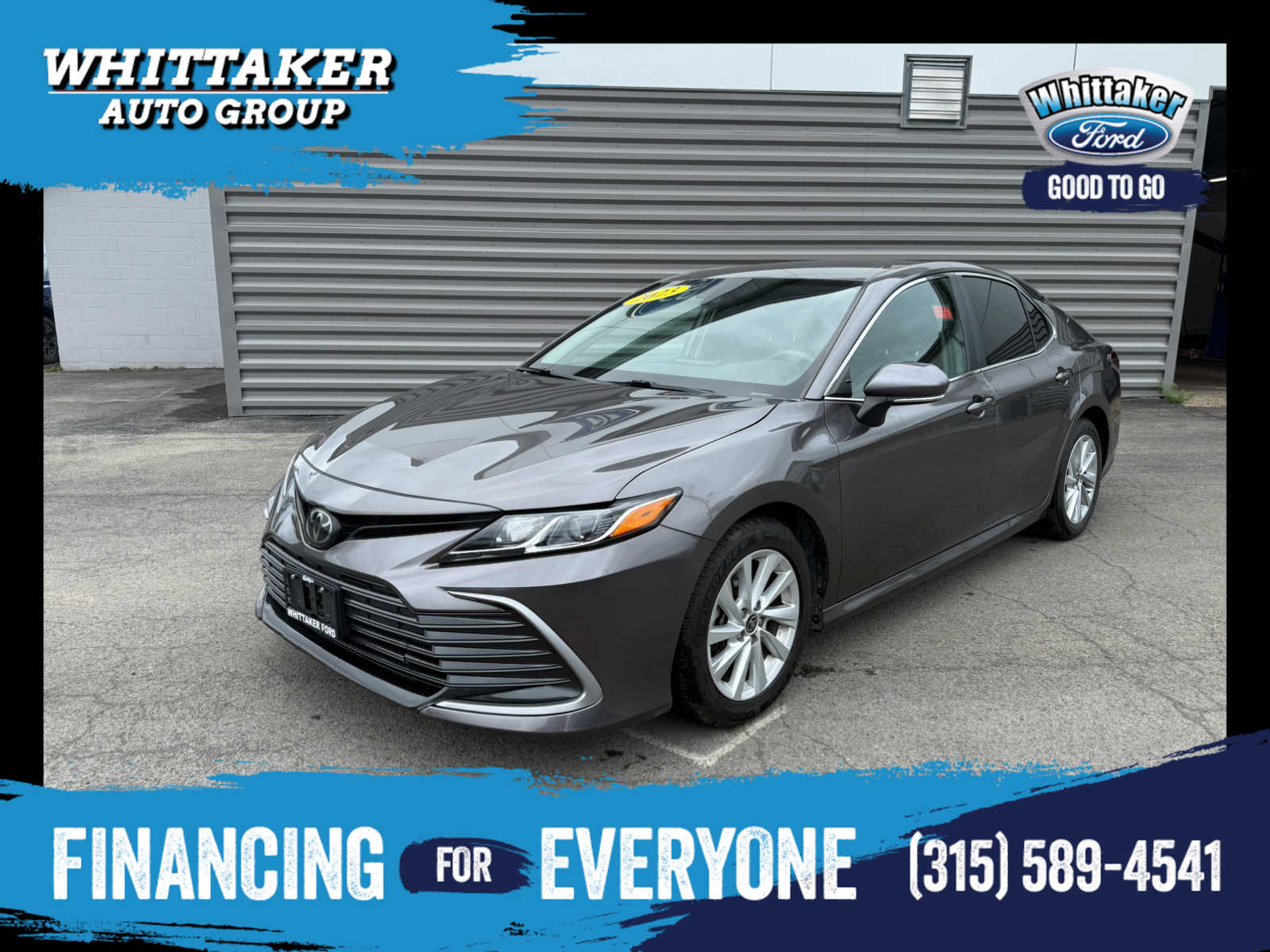 2023 Toyota Camry LE's photo