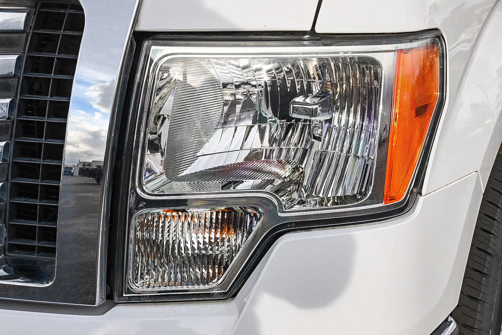 2012 Ford F-150 XLT photo 2