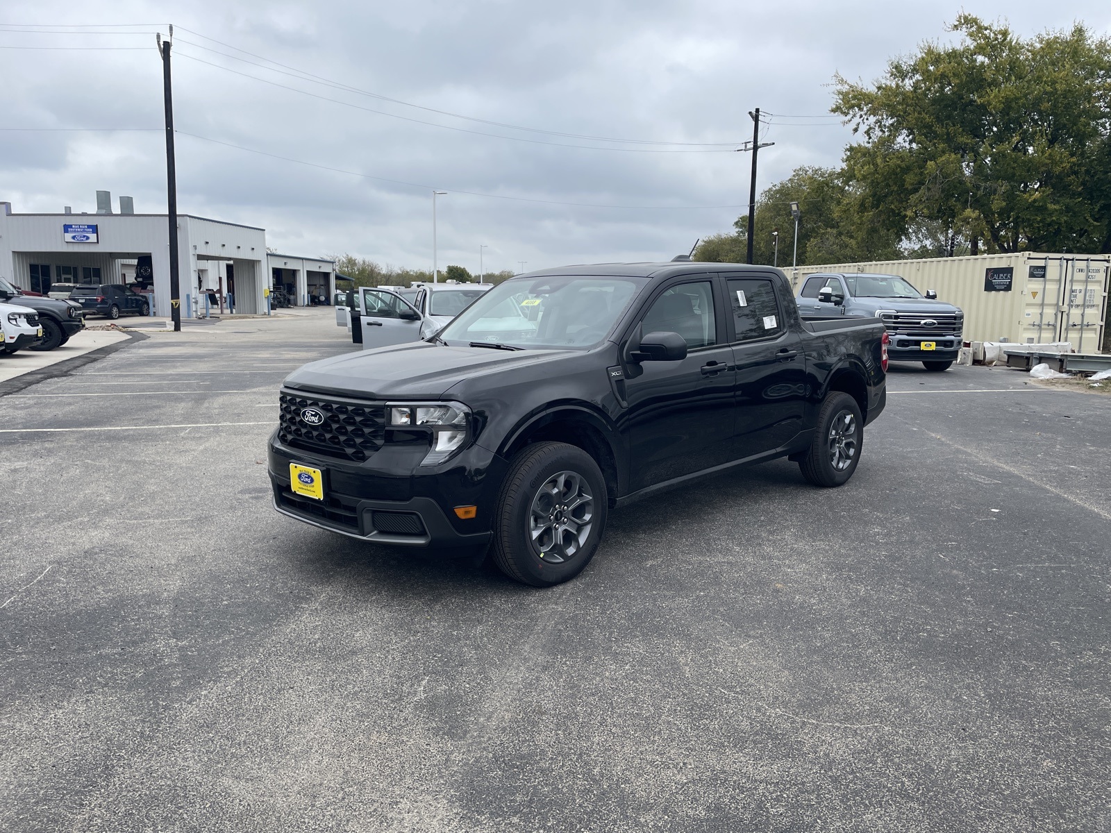 2025 Ford Maverick XLT's photo