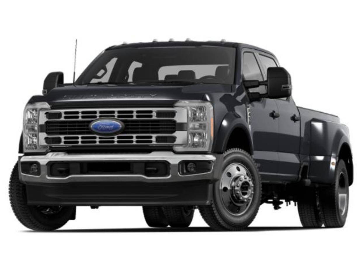 2026 Ford F-450 Super Duty XLT's photo