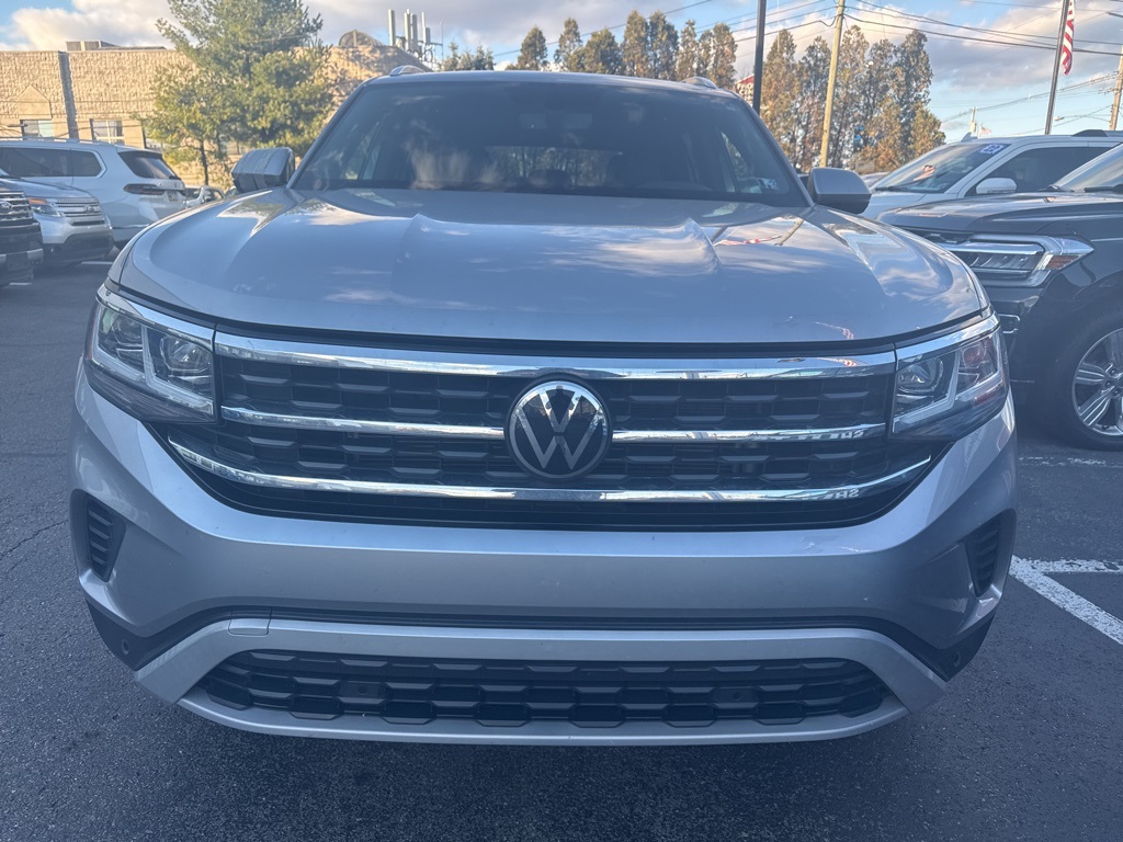 2023 Volkswagen Atlas Cross Sport V6 SE Technology photo 2