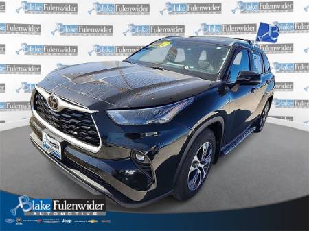 2023 Toyota Highlander L