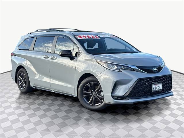 2024 Toyota Sienna XSE