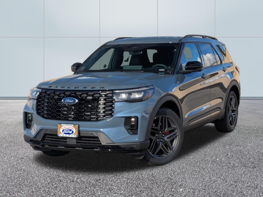 2025 Ford Explorer ST Line