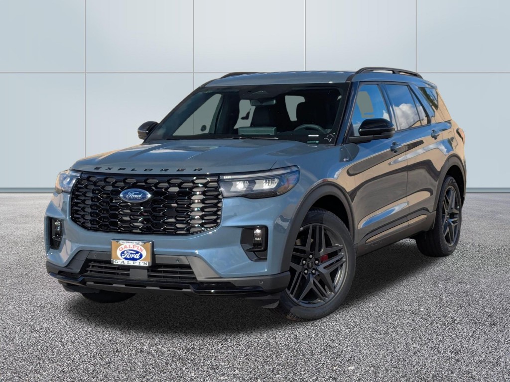 2025 Ford Explorer ST Line
