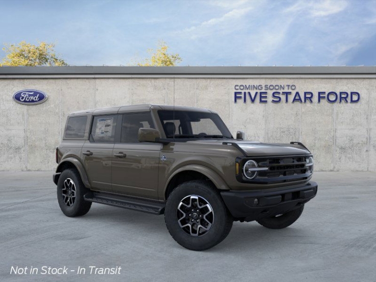 2025 Ford Bronco Outer Banks