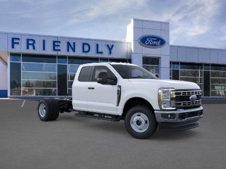 2026 Ford Super Duty F-350 DRW XL