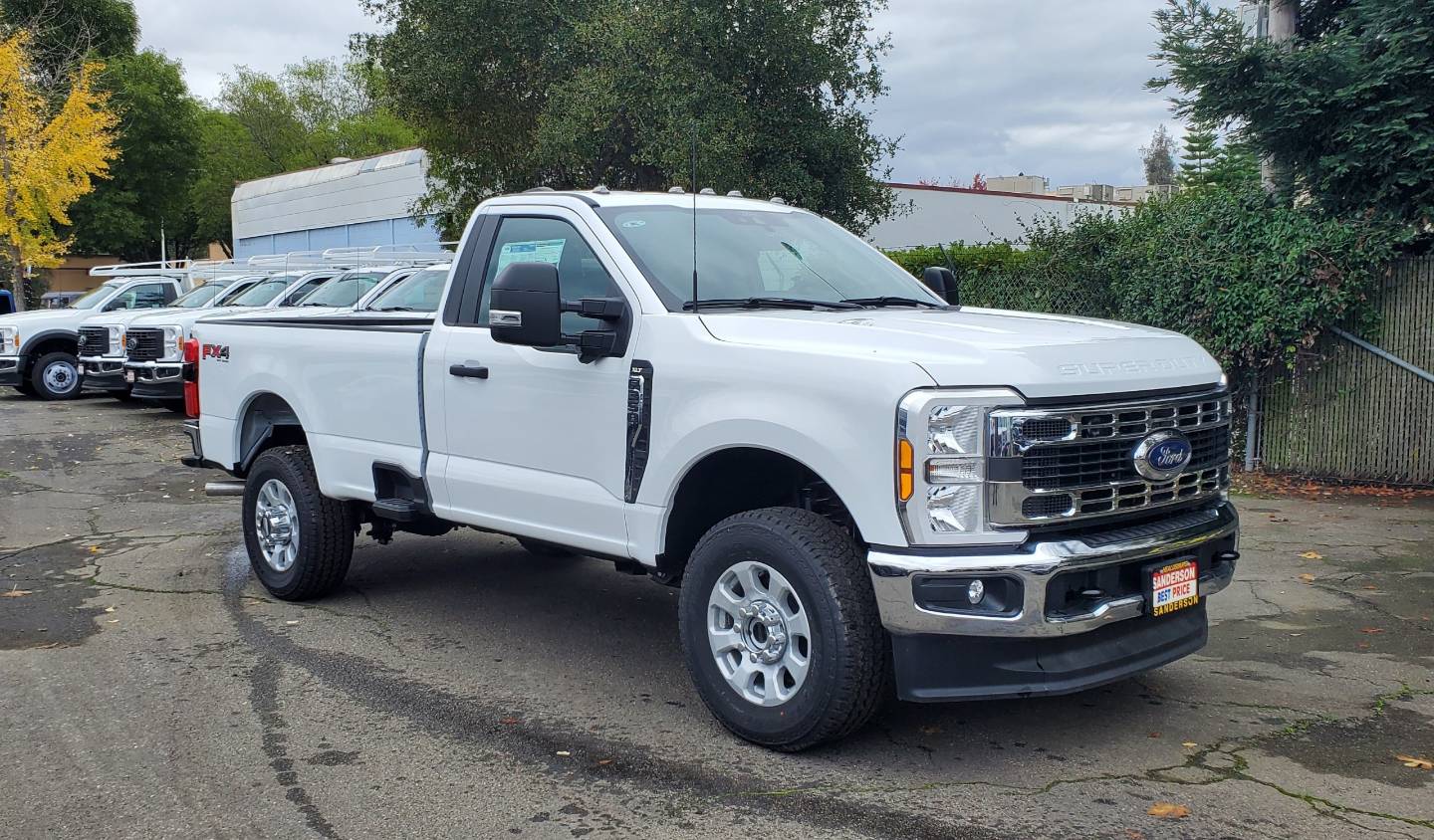 2024 Ford F-350 Super Duty XLT's photo