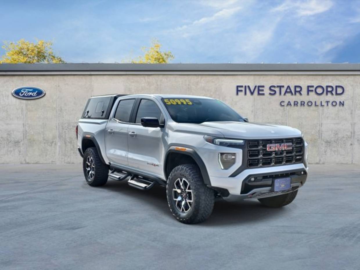2024 GMC Canyon AT4X's photo
