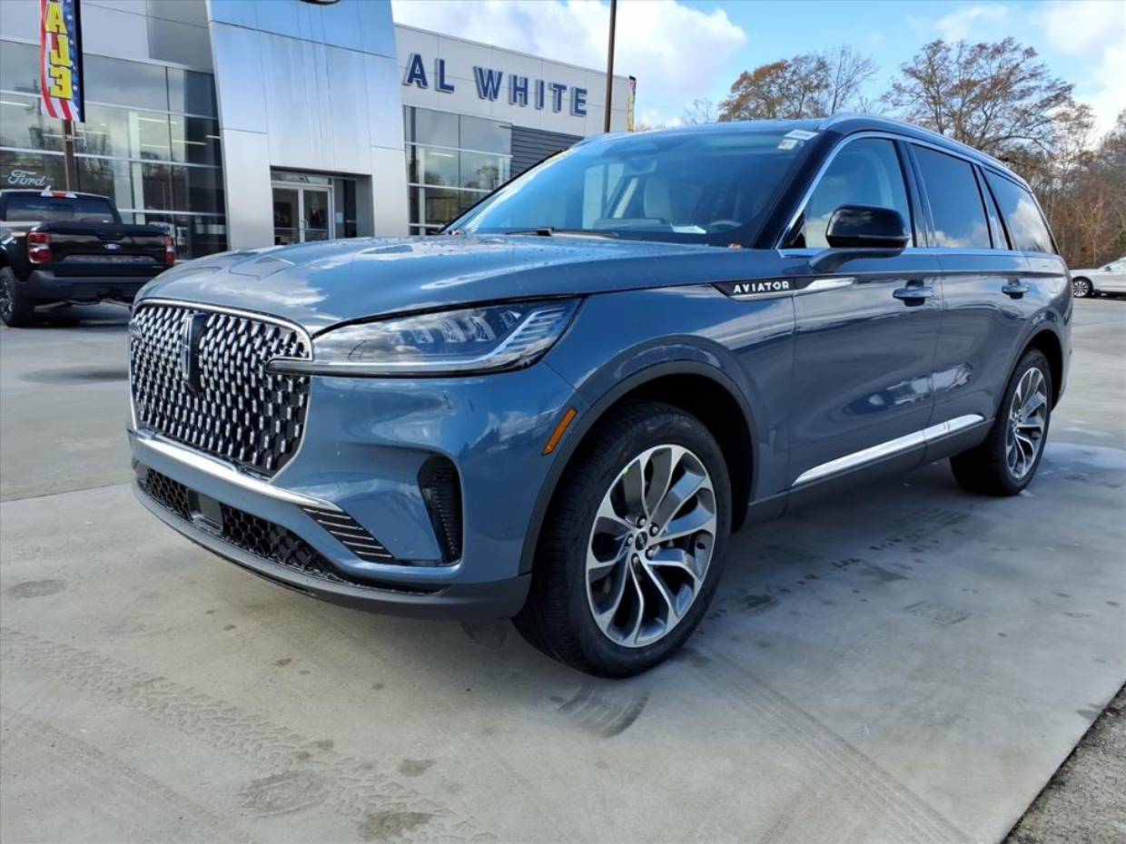 2026 Lincoln Aviator Reserve's photo