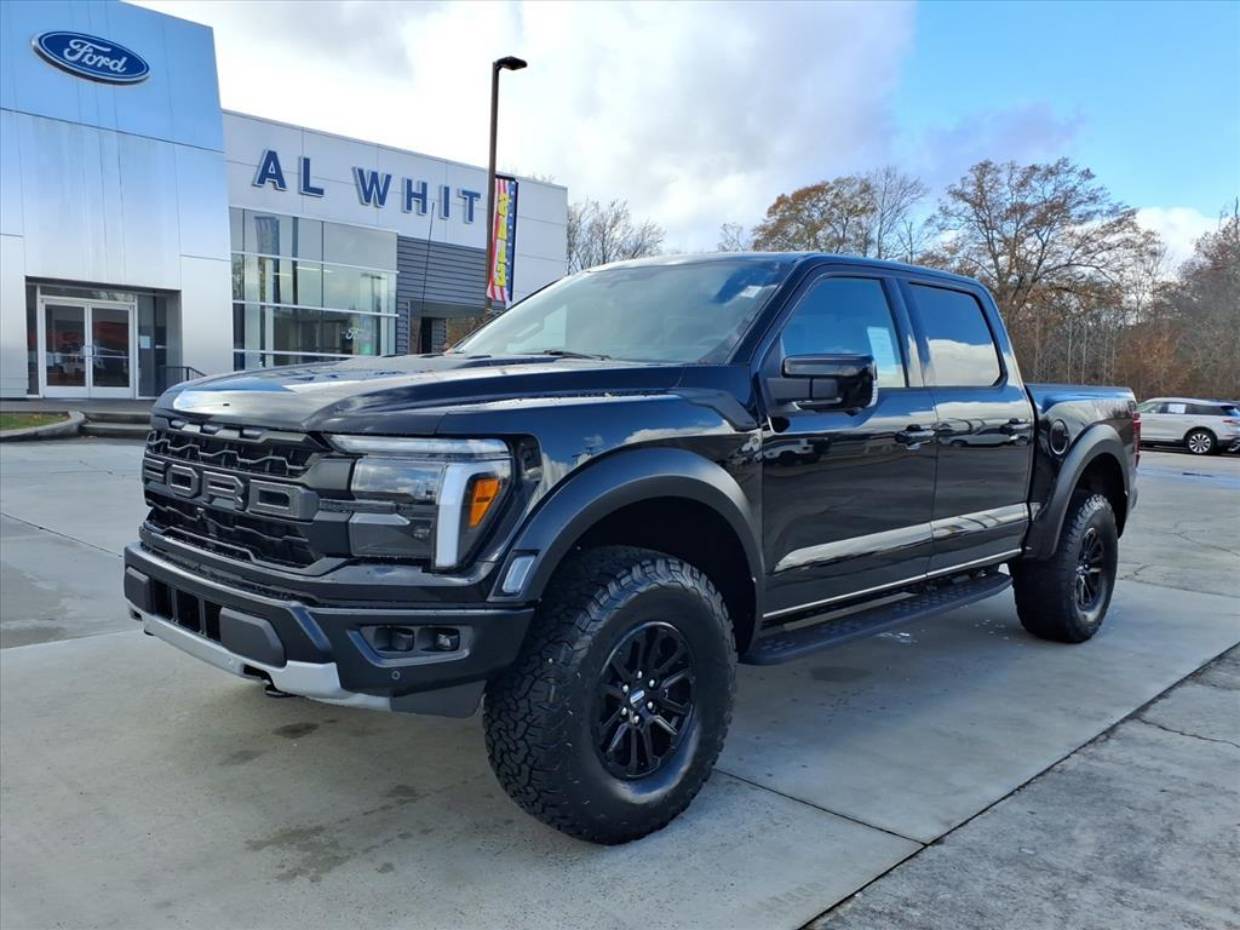 2025 Ford F-150 Raptor's photo