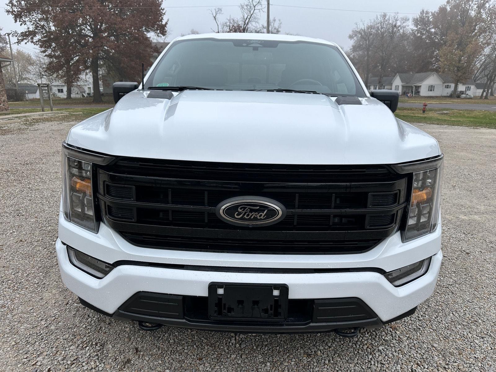 2022 Ford F-150 XLT photo 3