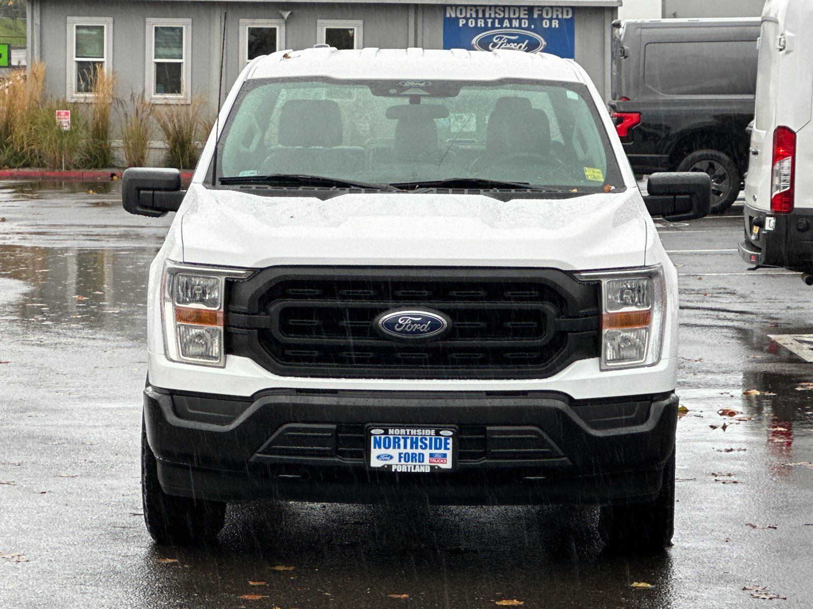 2022 Ford F-150 XL photo 2