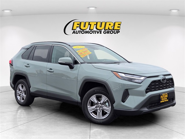 2022 Toyota RAV4 XLE