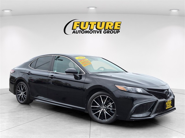 Used 2023 Toyota Camry SE