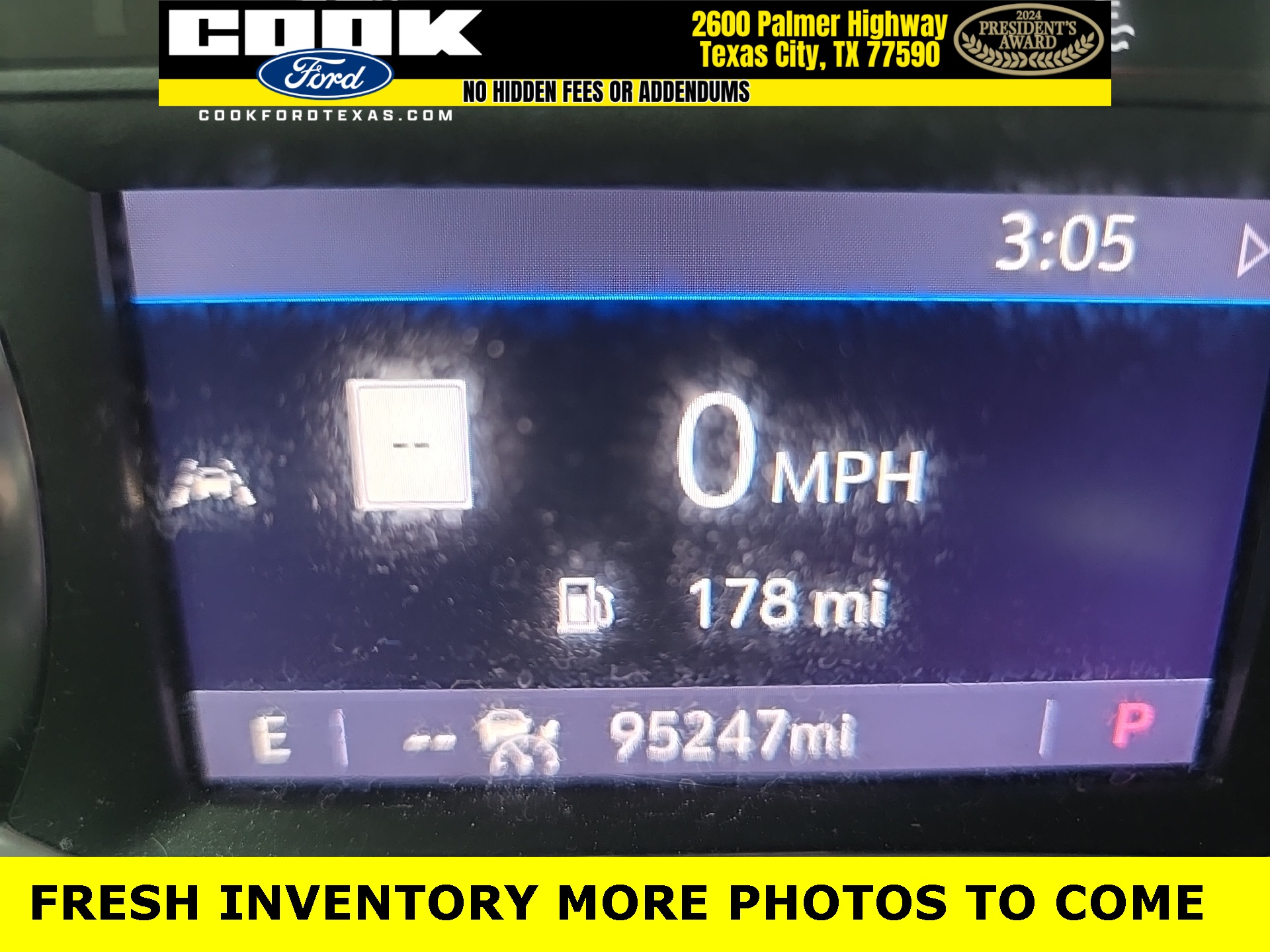 2022 Chevrolet Equinox LT photo 3