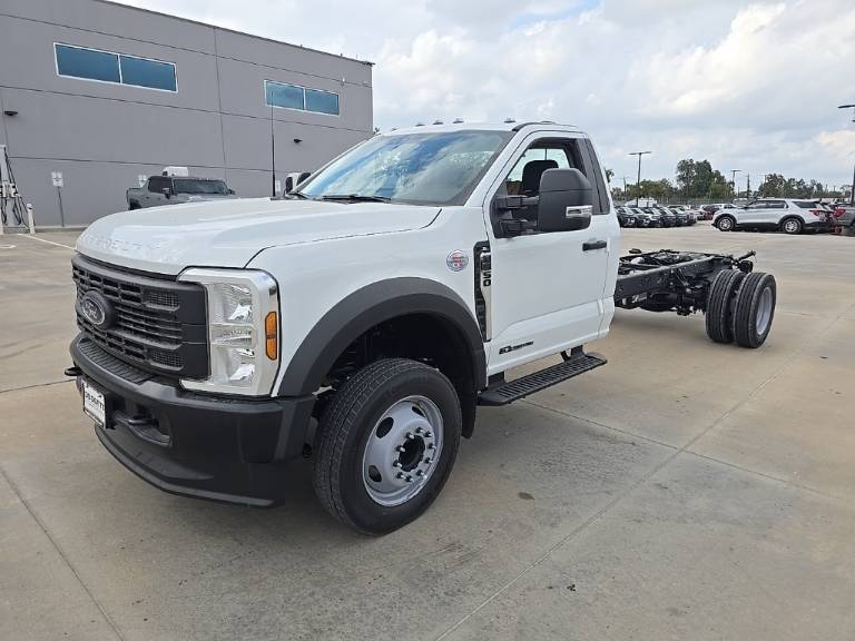 2026 Ford Super Duty F-550 DRW XL