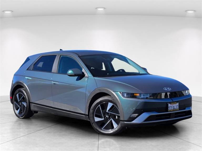 2025 Hyundai Ioniq 5 SE Standard Range