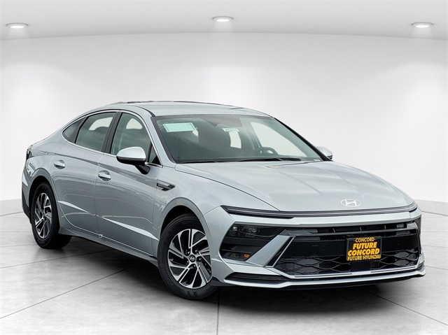 New 2026 Hyundai Sonata Hybrid Blue