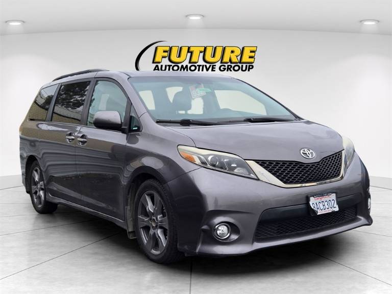 2017 Toyota Sienna SE