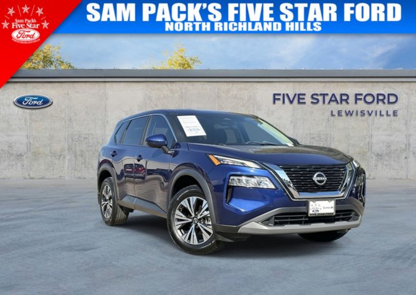 2023 Nissan Rogue SV's photo