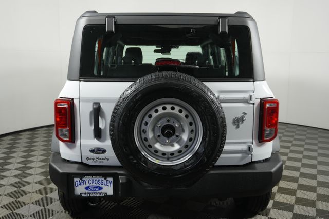 2025 Ford Bronco Base photo 3