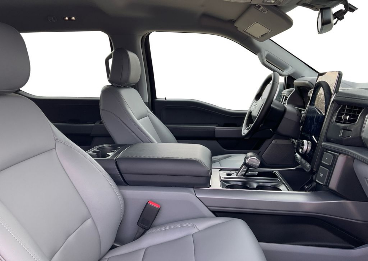 2025 Ford F-150 Lightning Flash - Photo 15