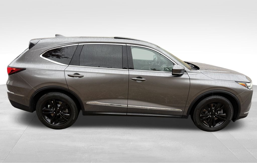 2023 Acura MDX SH-AWD photo 3