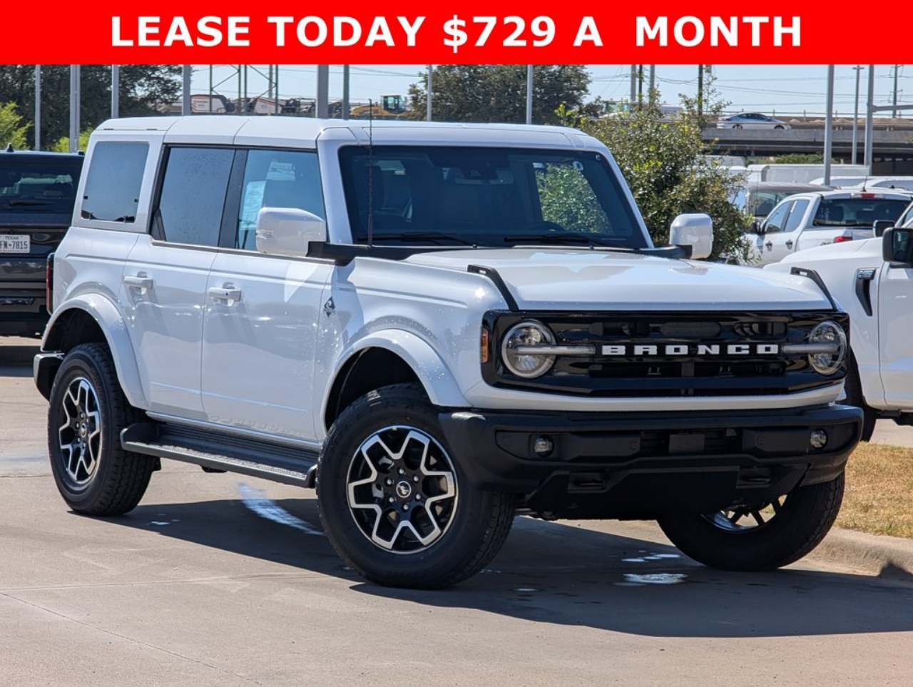 2025 Ford Bronco 4-Door Outer Banks's photo