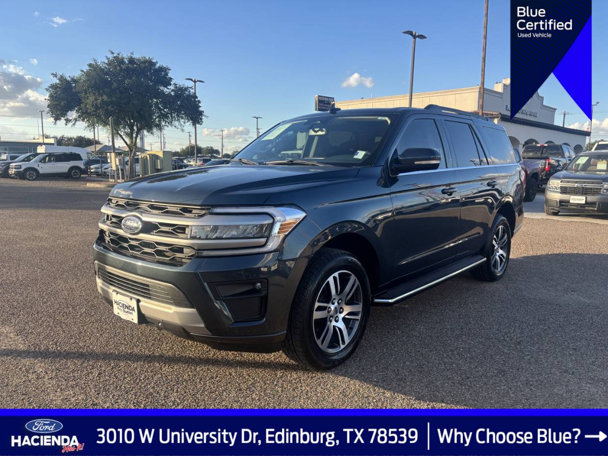 2022 Ford Expedition XLT's photo