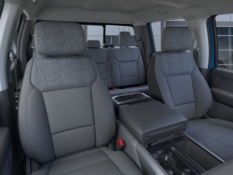 2025 Ford F-150 XLT photo 4