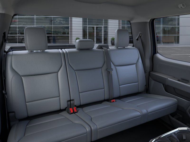 2025 Ford F-150 Lightning photo 4