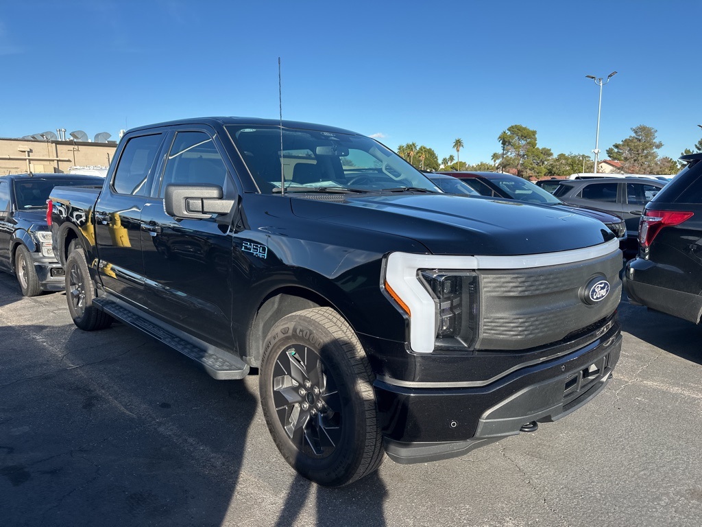 2024 Ford F-150 Lightning Flash
