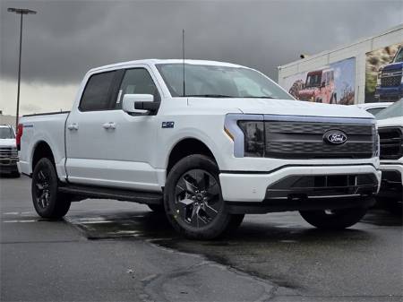 2025 Ford F-150 Lightning LARIAT