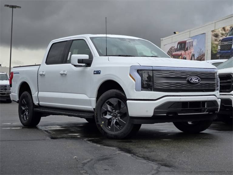 2025 Ford F-150 Lightning LARIAT